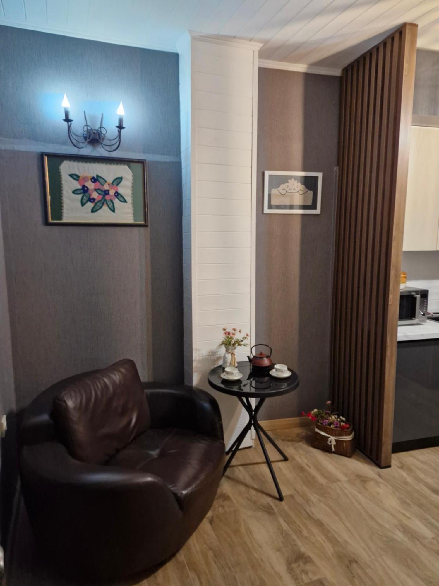 ホテル Panorama Of ティビリシ エクステリア 写真